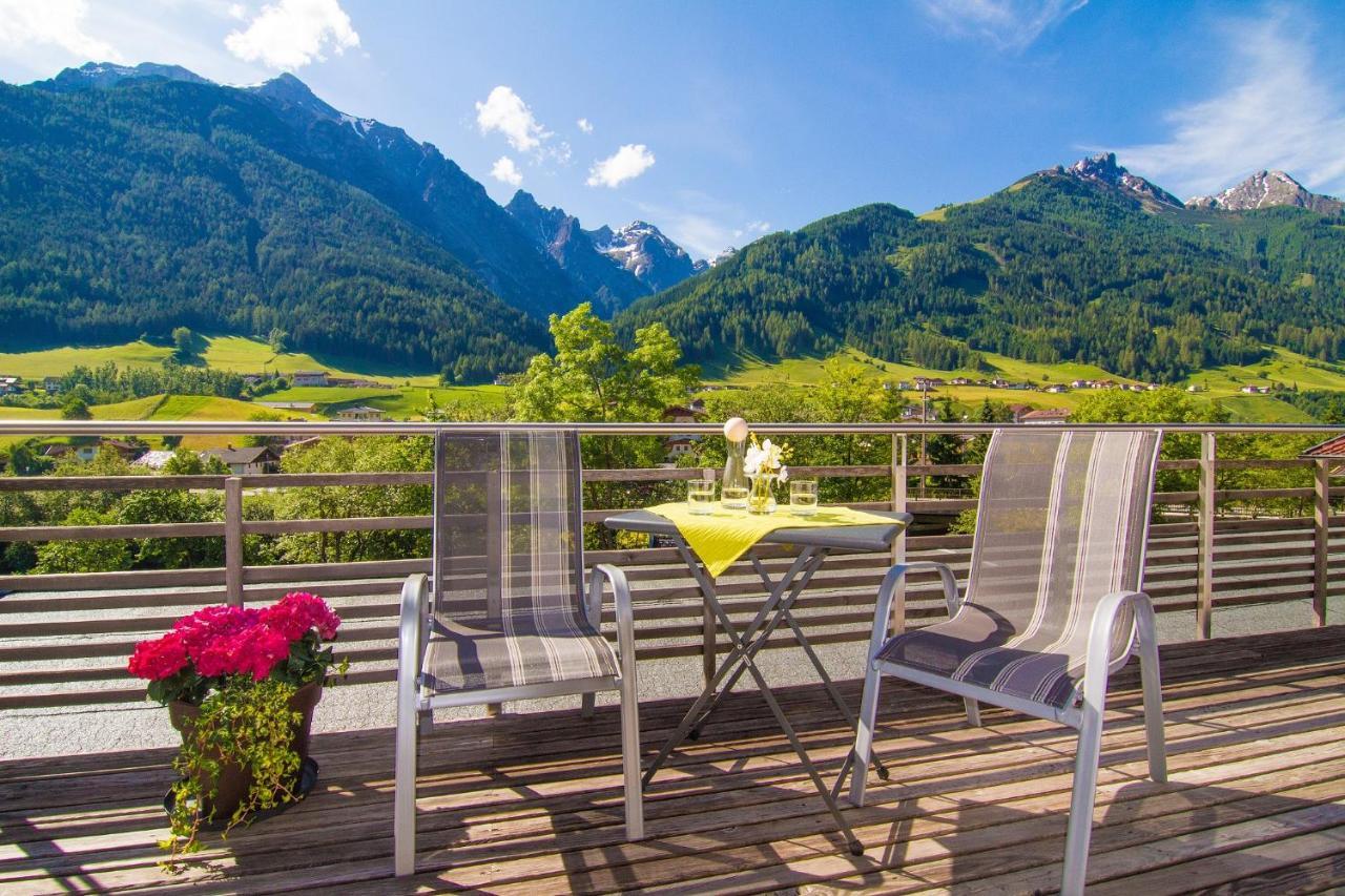 Pension Tina Neustift im Stubaital Εξωτερικό φωτογραφία