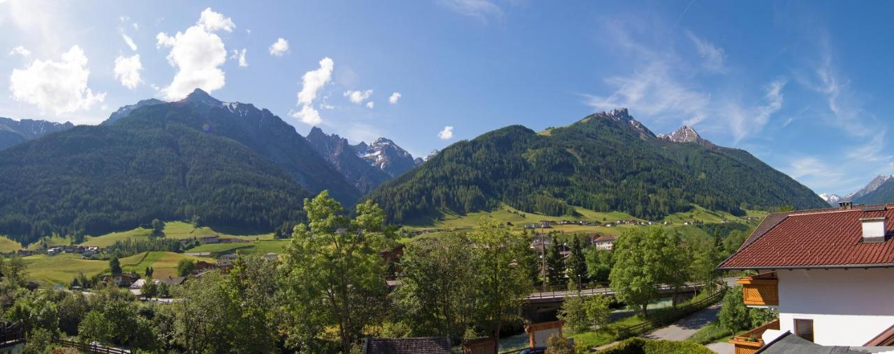 Pension Tina Neustift im Stubaital Εξωτερικό φωτογραφία