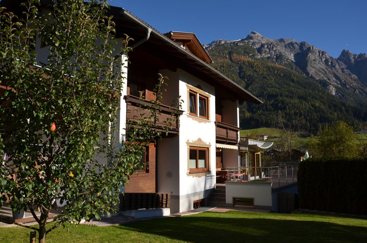 Pension Tina Neustift im Stubaital Εξωτερικό φωτογραφία